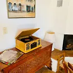 Prázdninový dům Provencale Atypique A 5 M A Pied De La