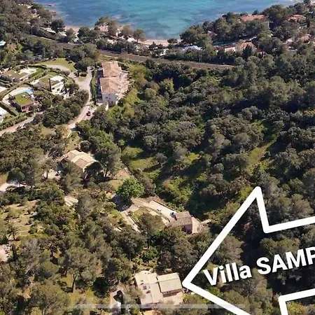 Дом отдыха Provencale Atypique A 5 M A Pied De La Сен-Рафаэль